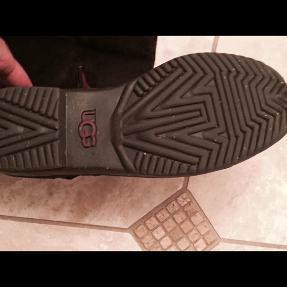 Boots - Picture 4 of 4